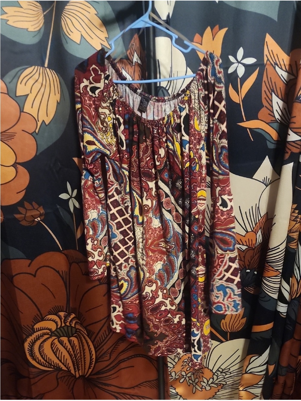 WinWin Burgundy Multi Paisley Boho Tunic